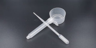 尿液收集器x塑料吸管